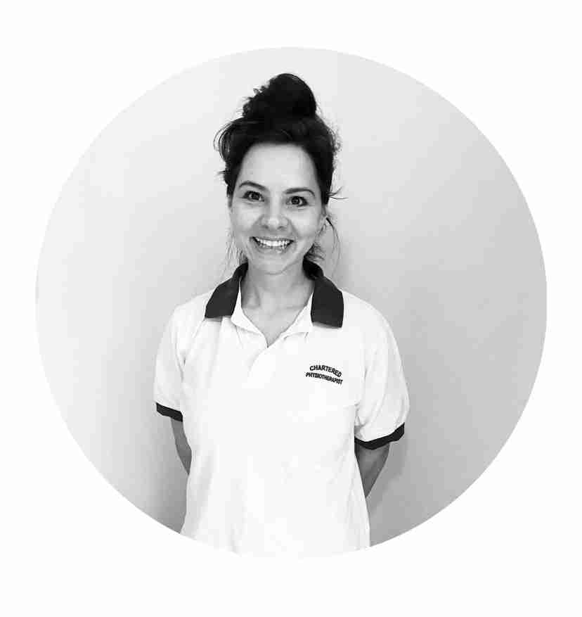 black and white headshot of Lisa Croggon Physio